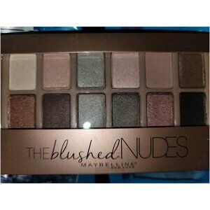Maybelline blushed nudes eyeshadow palette